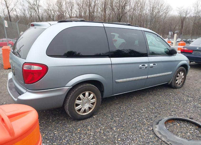 Photo 4 of 2004 Chrysler Town & COUNTRY TOURING (VIN 2C4GP54L84R591394)