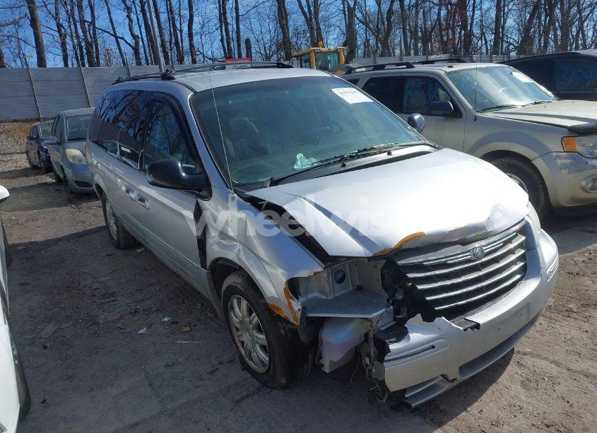 2005 Chrysler Town & COUNTRY TOURING (VIN 2C4GP54L85R246710) main photo