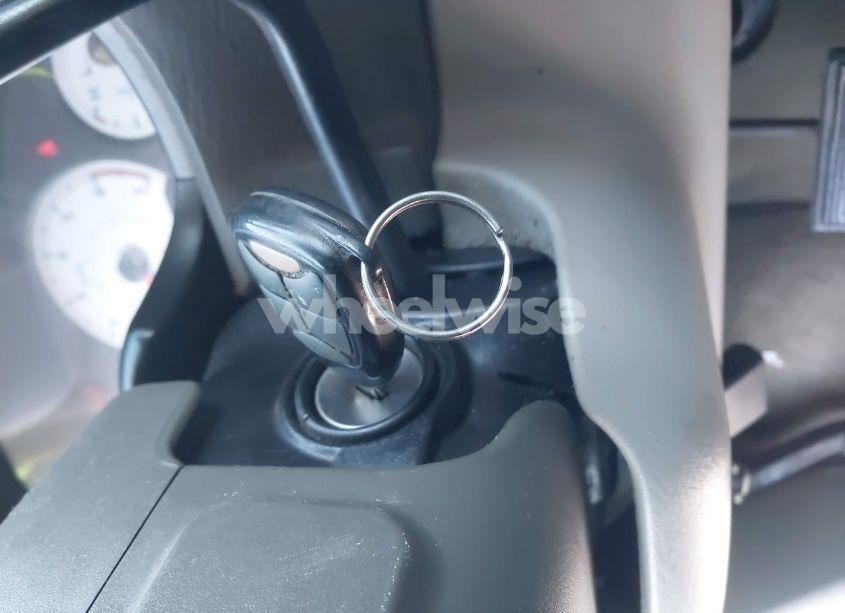 Photo 11 of 2005 Chrysler Town & COUNTRY TOURING (VIN 2C4GP54L85R400879)