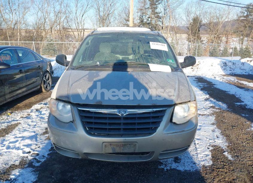 Photo 12 of 2005 Chrysler Town & COUNTRY TOURING (VIN 2C4GP54L85R400879)