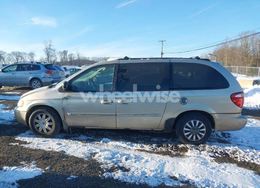 Photo 14 of 2005 Chrysler Town & COUNTRY TOURING (VIN 2C4GP54L85R400879)