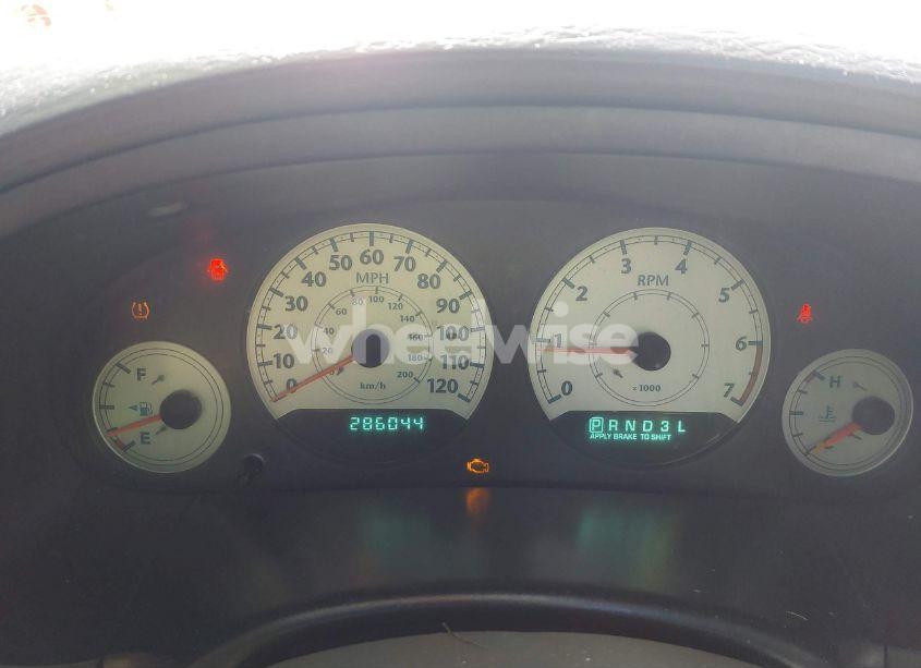 Photo 7 of 2005 Chrysler Town & COUNTRY TOURING (VIN 2C4GP54L85R400879)