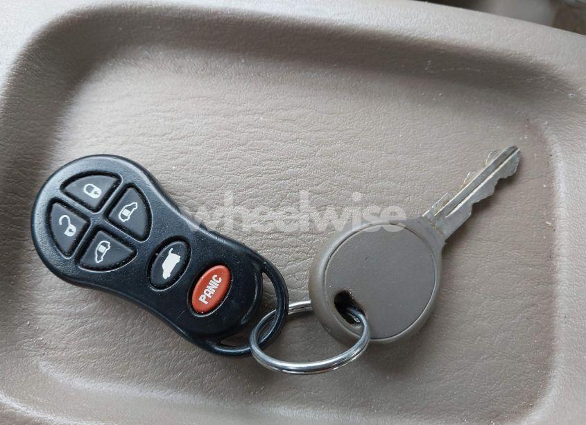 Photo 11 of 2002 Chrysler Town & COUNTRY LXI (VIN 2C4GP54L92R787826)