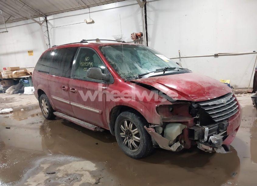 2005 Chrysler Town & COUNTRY TOURING (VIN 2C4GP54L95R341650) main photo