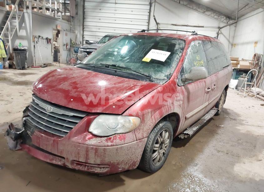 Photo 2 of 2005 Chrysler Town & COUNTRY TOURING (VIN 2C4GP54L95R341650)