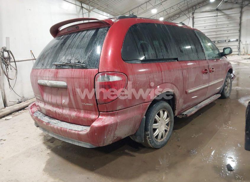 Photo 4 of 2005 Chrysler Town & COUNTRY TOURING (VIN 2C4GP54L95R341650)