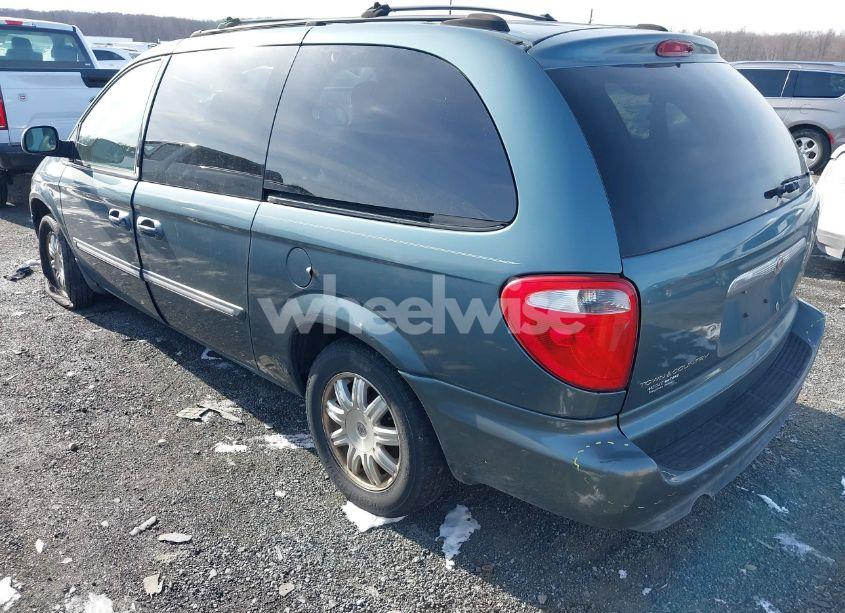 Photo 3 of 2005 Chrysler Town & COUNTRY TOURING (VIN 2C4GP54L95R351904)