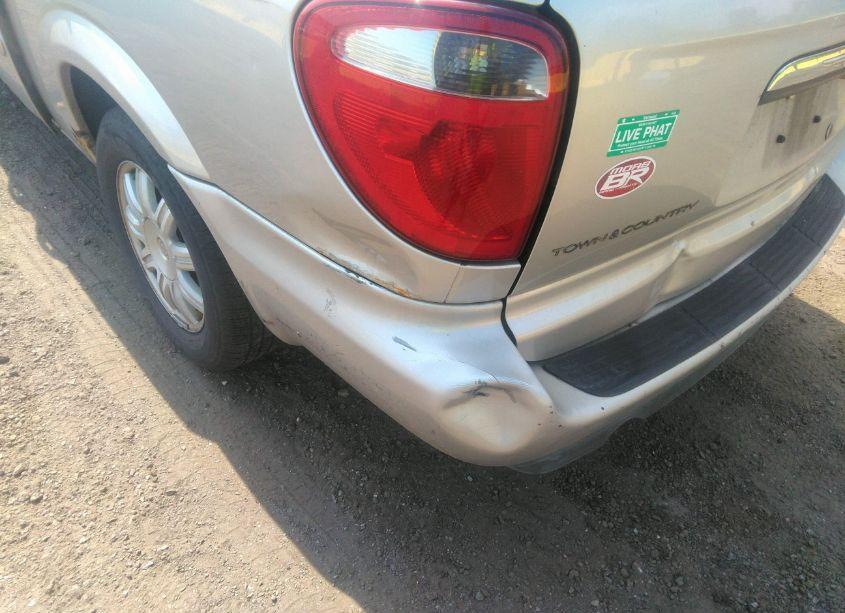 Photo 18 of 2005 Chrysler Town & COUNTRY TOURING (VIN 2C4GP54L95R571124)