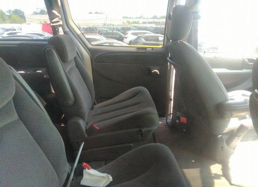 Photo 8 of 2005 Chrysler Town & COUNTRY TOURING (VIN 2C4GP54L95R571124)