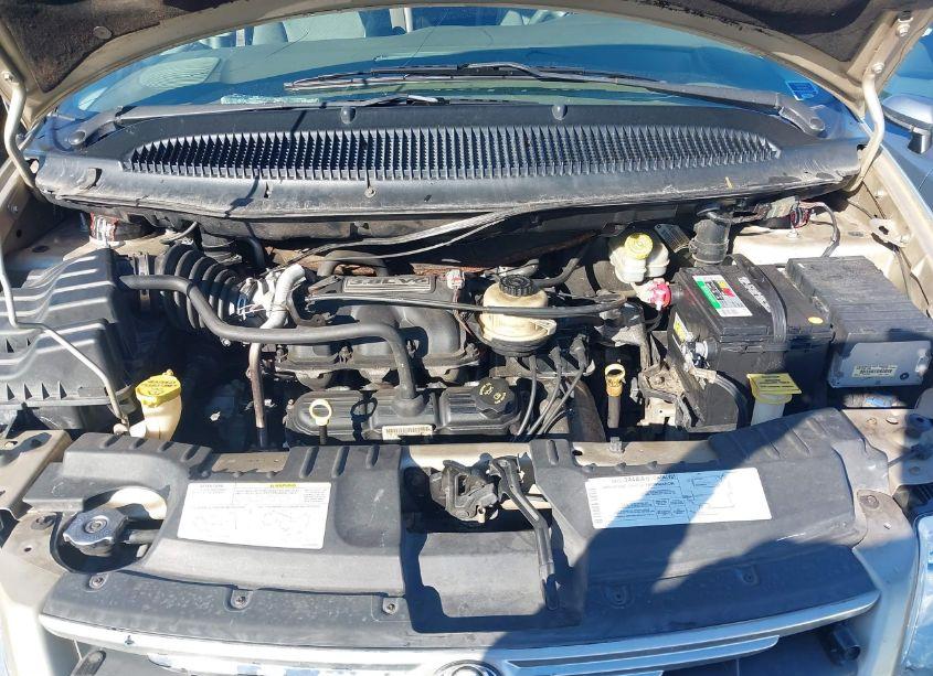 Photo 10 of 2005 Chrysler Town & COUNTRY TOURING (VIN 2C4GP54L95R586660)