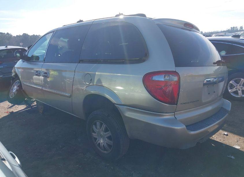 Photo 3 of 2005 Chrysler Town & COUNTRY TOURING (VIN 2C4GP54L95R586660)