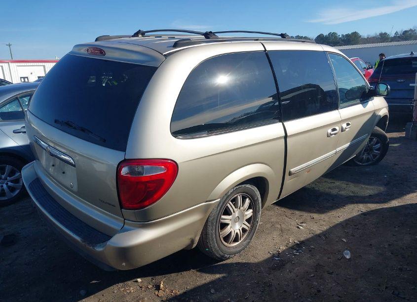 Photo 4 of 2005 Chrysler Town & COUNTRY TOURING (VIN 2C4GP54L95R586660)