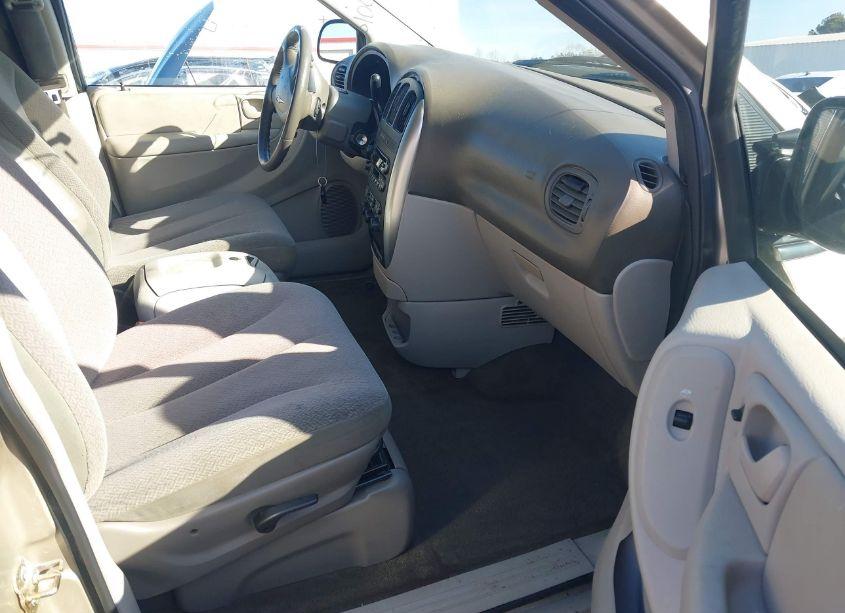 Photo 5 of 2005 Chrysler Town & COUNTRY TOURING (VIN 2C4GP54L95R586660)