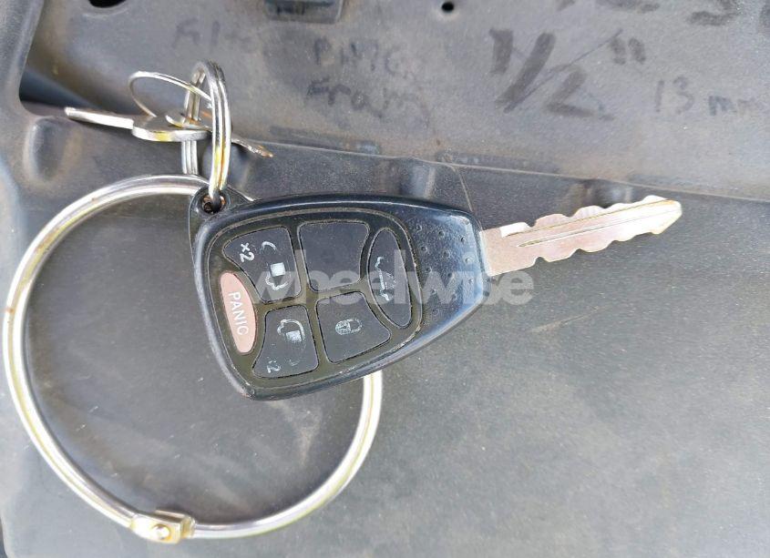 Photo 11 of 2004 Chrysler Town & COUNTRY TOURING (VIN 2C4GP54LX4R552726)