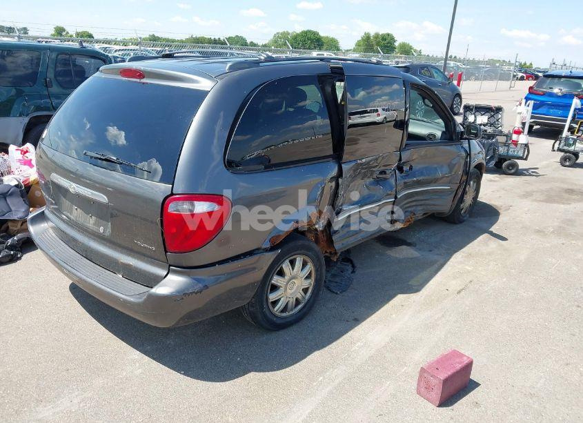 Photo 4 of 2004 Chrysler Town & COUNTRY TOURING (VIN 2C4GP54LX4R552726)