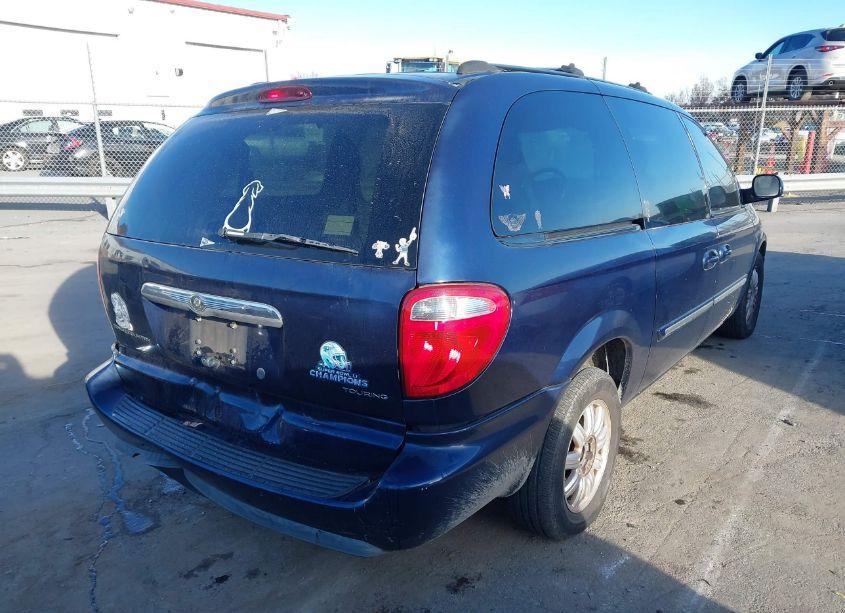 Photo 4 of 2005 Chrysler Town & COUNTRY TOURING (VIN 2C4GP54LX5R136242)