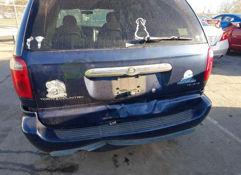 Photo 6 of 2005 Chrysler Town & COUNTRY TOURING (VIN 2C4GP54LX5R136242)