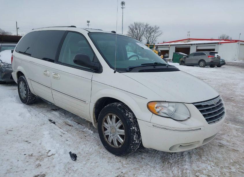 2005 Chrysler Town & COUNTRY LIMITED (VIN 2C4GP64L05R425135) main photo