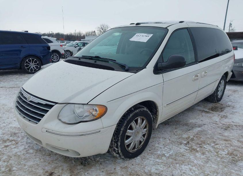 Photo 2 of 2005 Chrysler Town & COUNTRY LIMITED (VIN 2C4GP64L05R425135)