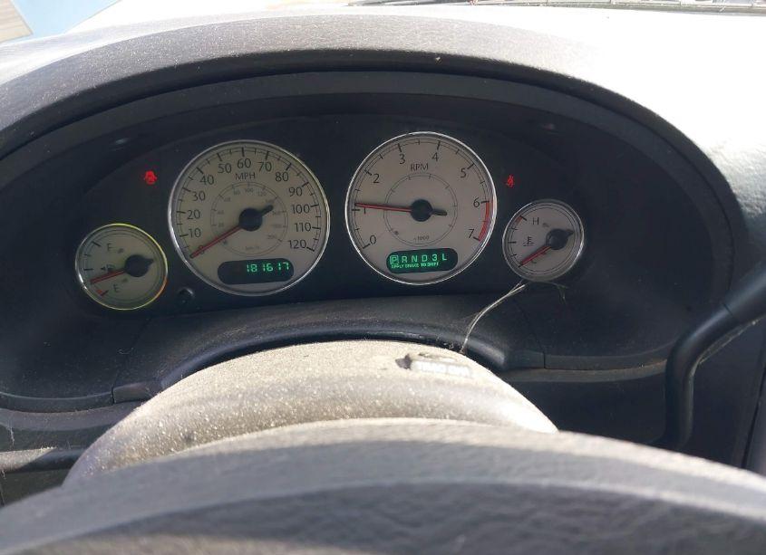 Photo 7 of 2005 Chrysler Town & COUNTRY LIMITED (VIN 2C4GP64L65R456616)