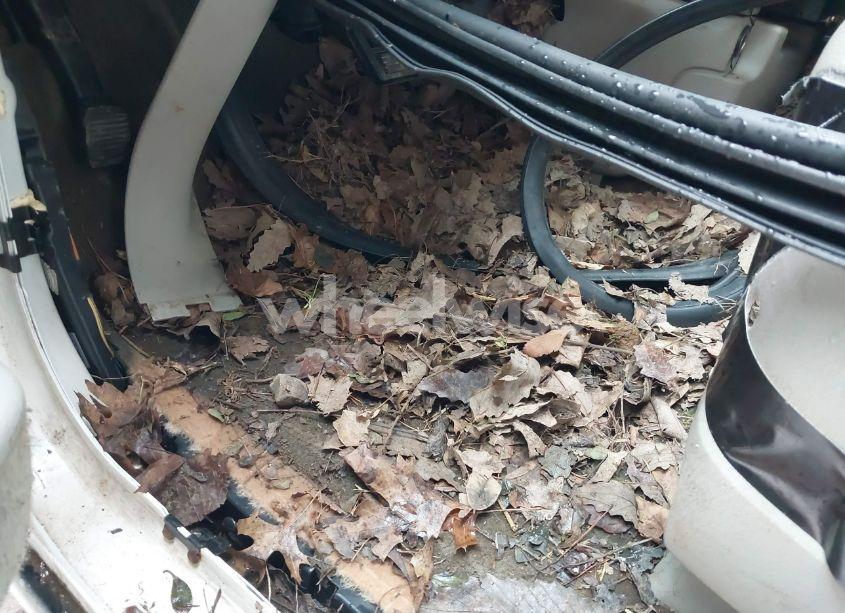 Photo 15 of 2005 Chrysler Town & COUNTRY LIMITED (VIN 2C4GP64L95R425523)