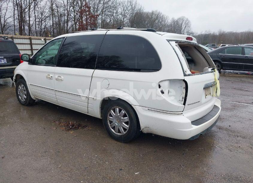 Photo 3 of 2005 Chrysler Town & COUNTRY LIMITED (VIN 2C4GP64L95R425523)