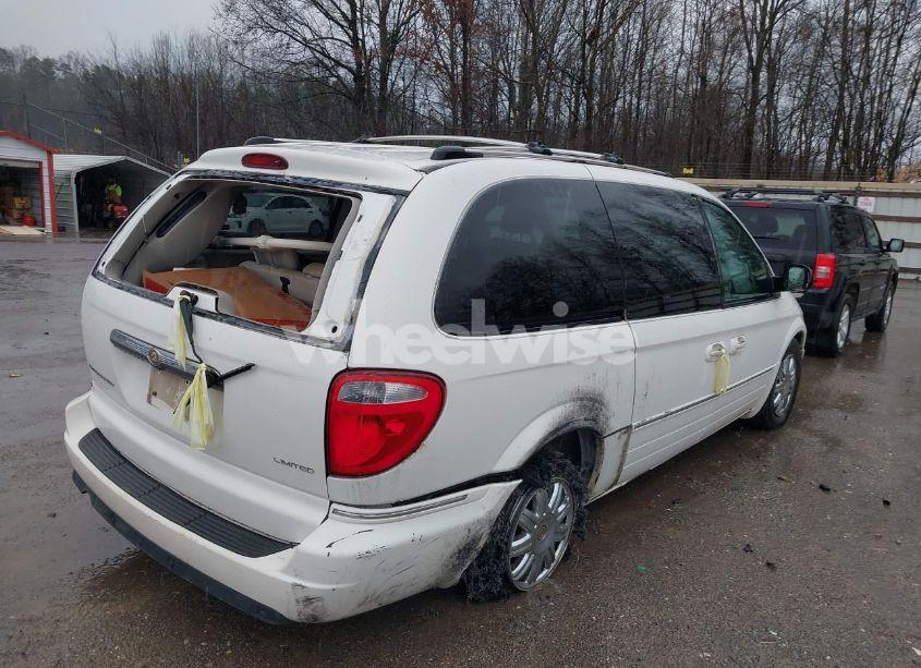 Photo 4 of 2005 Chrysler Town & COUNTRY LIMITED (VIN 2C4GP64L95R425523)