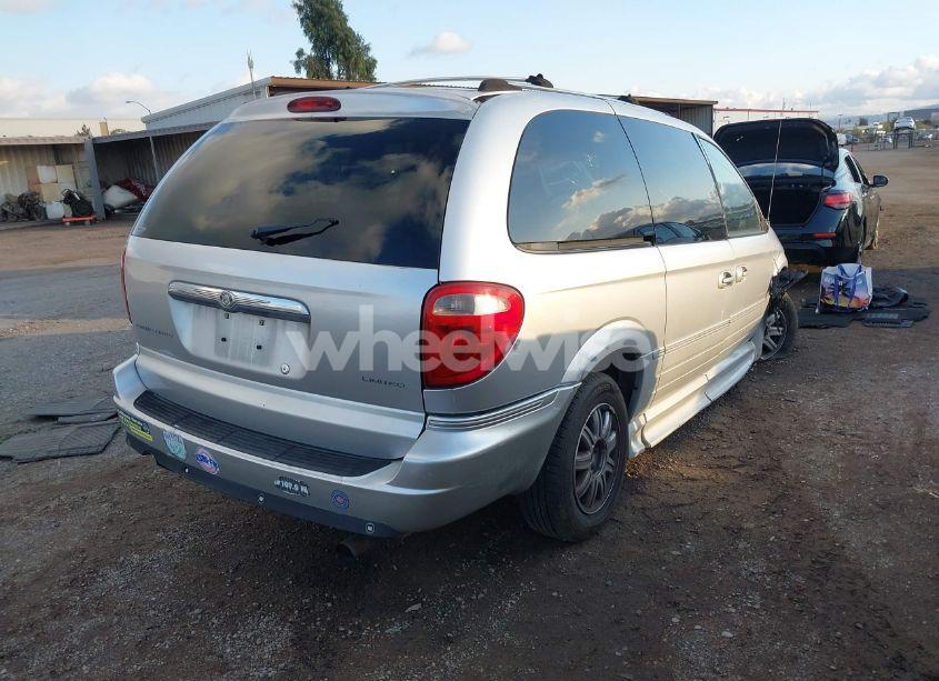 Photo 4 of 2005 Chrysler Town & COUNTRY LIMITED (VIN 2C4GP64LX5R294926)