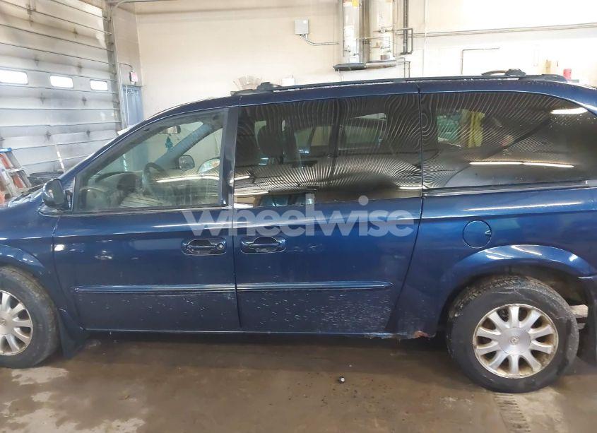 Photo 14 of 2003 Chrysler Town & COUNTRY EX (VIN 2C4GP74L23R163699)