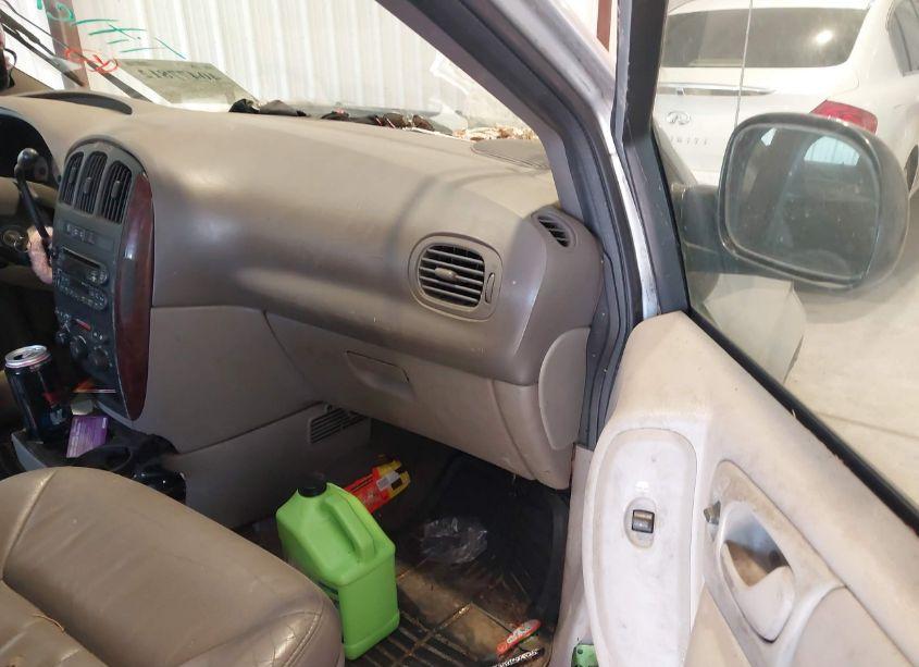 Photo 8 of 2003 Chrysler Town & COUNTRY EX (VIN 2C4GP74L43R170735)