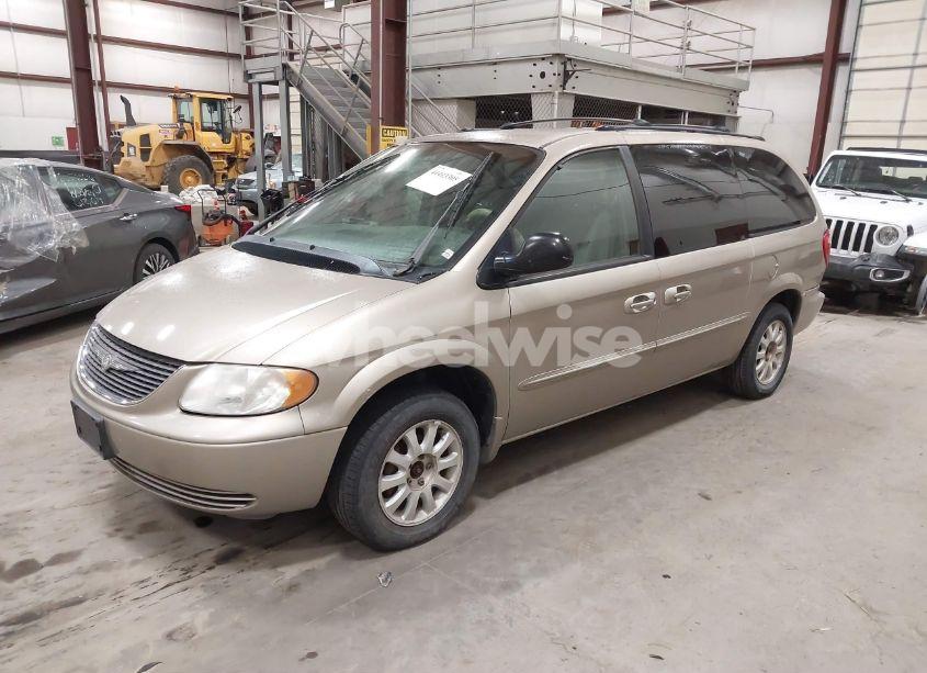 Photo 2 of 2002 Chrysler Town & COUNTRY EX (VIN 2C4GP74L52R653147)