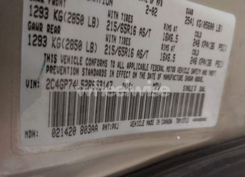 Photo 9 of 2002 Chrysler Town & COUNTRY EX (VIN 2C4GP74L52R653147)