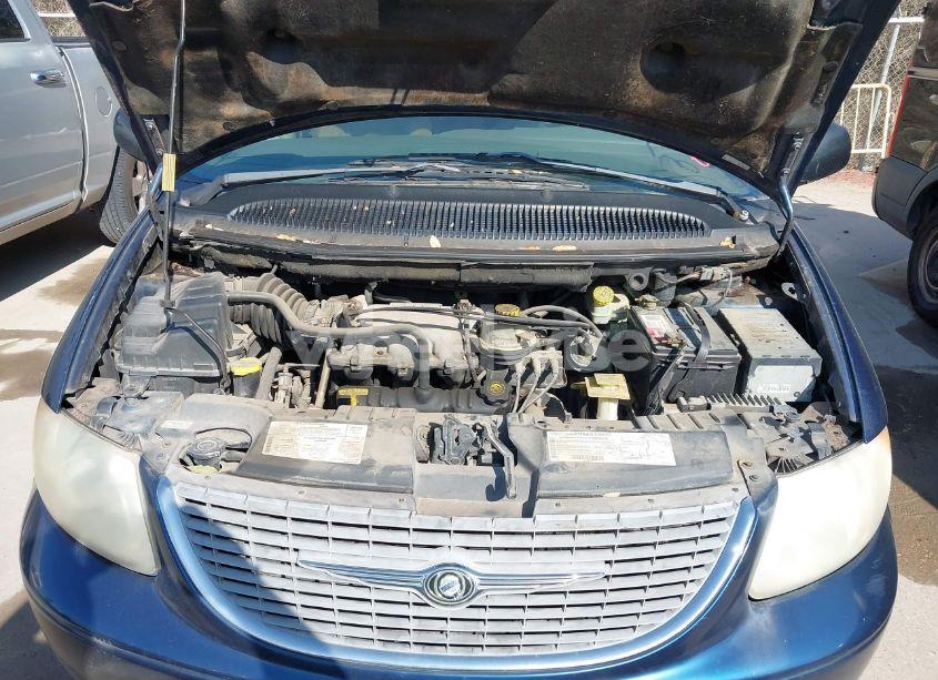 Photo 10 of 2001 Chrysler Town & COUNTRY EX (VIN 2C4GP74L61R294504)