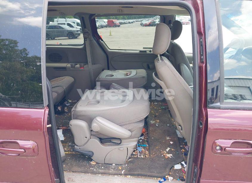 Photo 8 of 2002 Chrysler Town & COUNTRY LX (VIN 2C4GT44L82R544451)