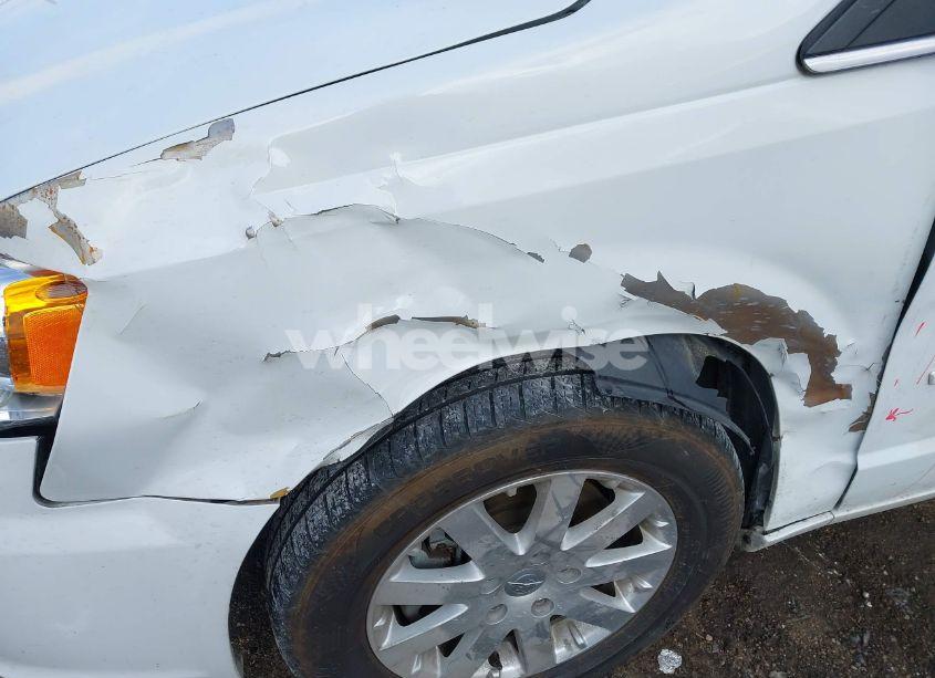 Photo 13 of 2015 Chrysler Town & COUNTRY LX (VIN 2C4RC1AG0FR676463)