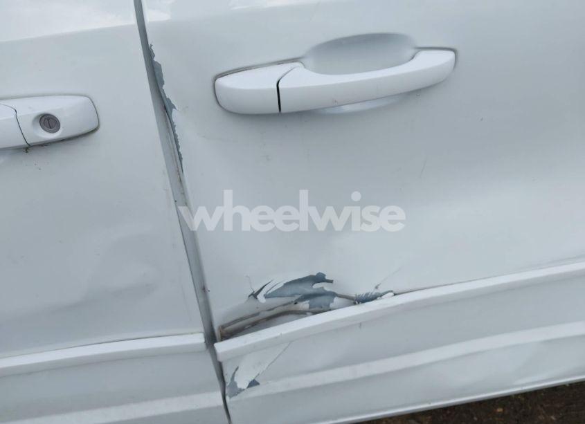 Photo 15 of 2015 Chrysler Town & COUNTRY LX (VIN 2C4RC1AG0FR676463)