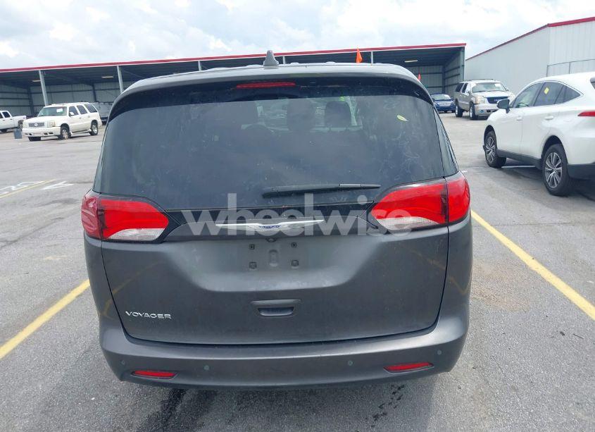 Photo 16 of 2020 Chrysler Voyager L (VIN 2C4RC1AG0LR209510)