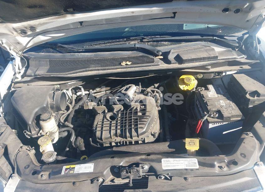 Photo 10 of 2015 Chrysler Town & COUNTRY LX (VIN 2C4RC1AG1FR678142)