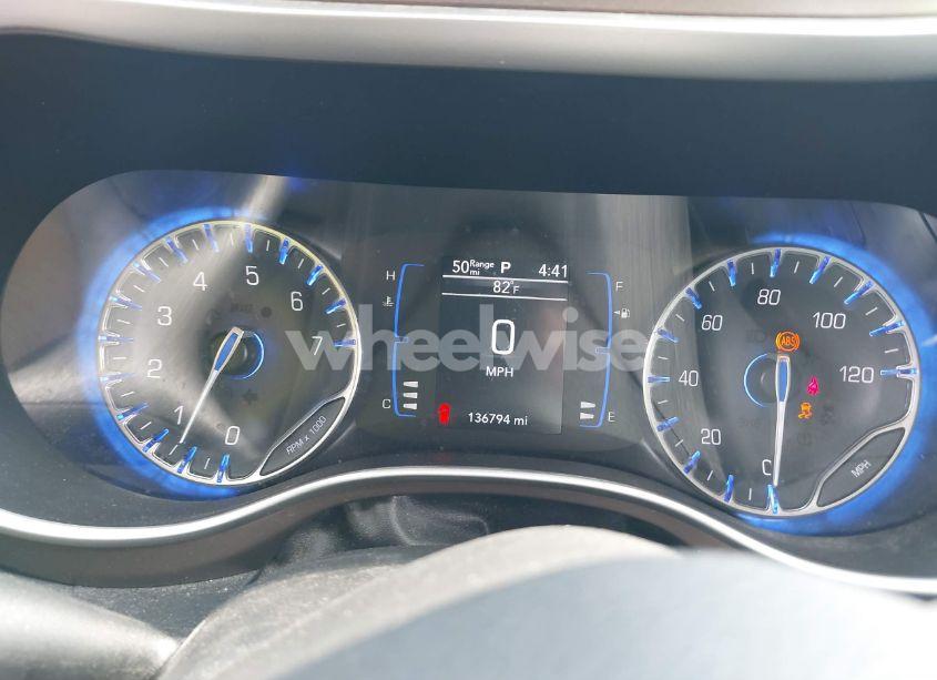 Photo 7 of 2018 Chrysler Pacifica L (VIN 2C4RC1AG3JR159022)