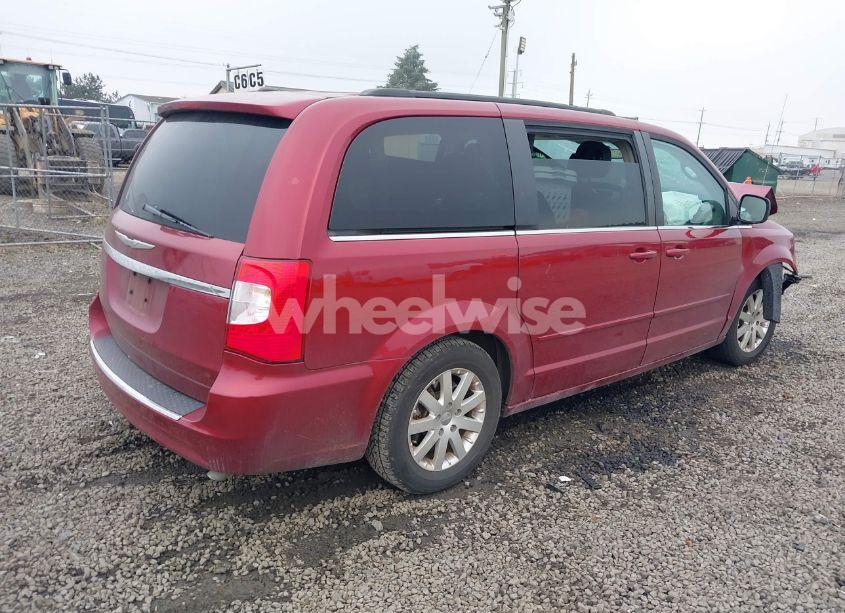 Photo 4 of 2016 Chrysler Town & COUNTRY LX (VIN 2C4RC1AG6GR302568)