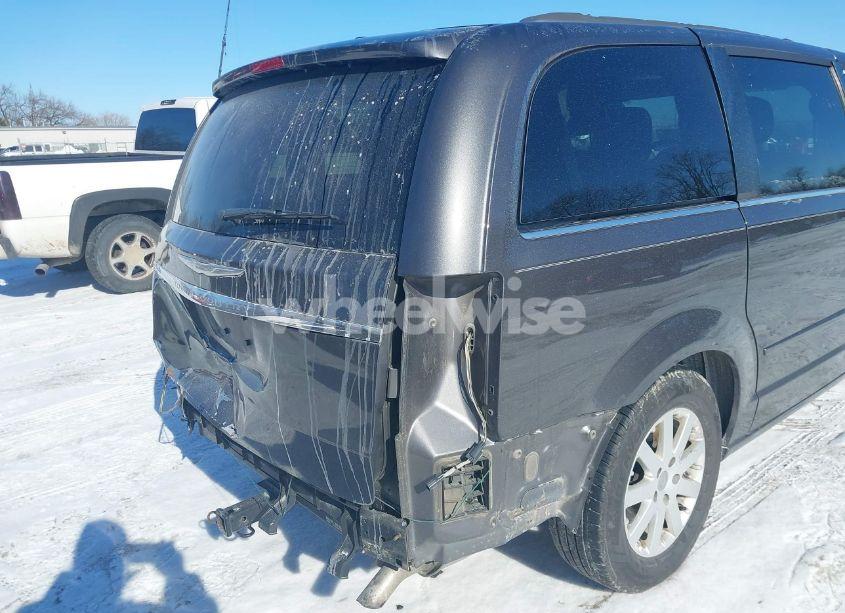 Photo 19 of 2015 Chrysler Town & COUNTRY LX (VIN 2C4RC1AG7FR675214)