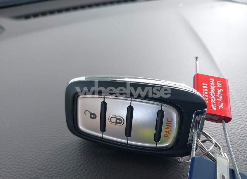 Photo 11 of 2018 Chrysler Pacifica L (VIN 2C4RC1AG8JR175121)