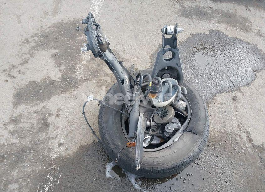 Photo 12 of 2018 Chrysler Pacifica L (VIN 2C4RC1AG8JR175121)