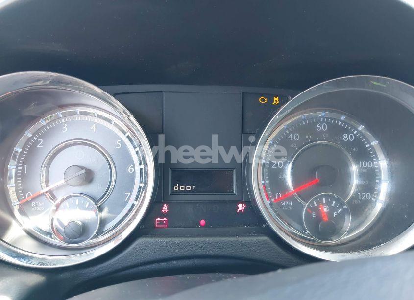 Photo 7 of 2015 Chrysler Town & COUNTRY LX (VIN 2C4RC1AG9FR676283)