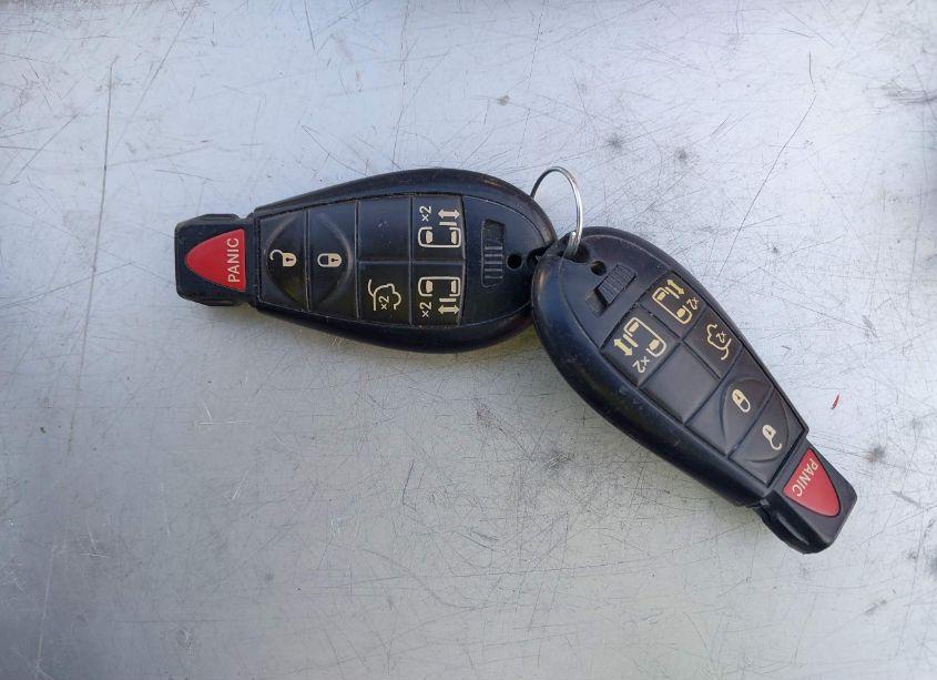 Photo 11 of 2015 Chrysler Town & COUNTRY LX (VIN 2C4RC1AGXFR675286)