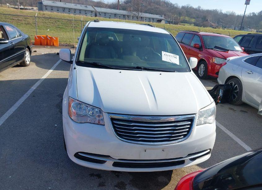 Photo 12 of 2015 Chrysler Town & COUNTRY LX (VIN 2C4RC1AGXFR675286)