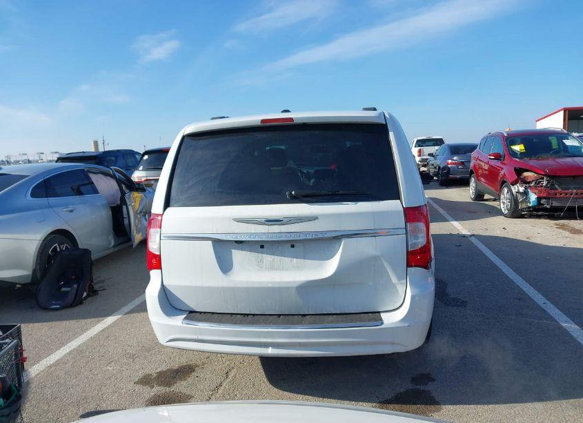 Photo 16 of 2015 Chrysler Town & COUNTRY LX (VIN 2C4RC1AGXFR675286)