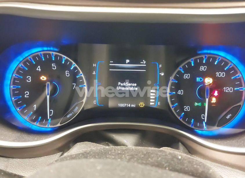 Photo 7 of 2018 Chrysler Pacifica L (VIN 2C4RC1AGXJR144789)