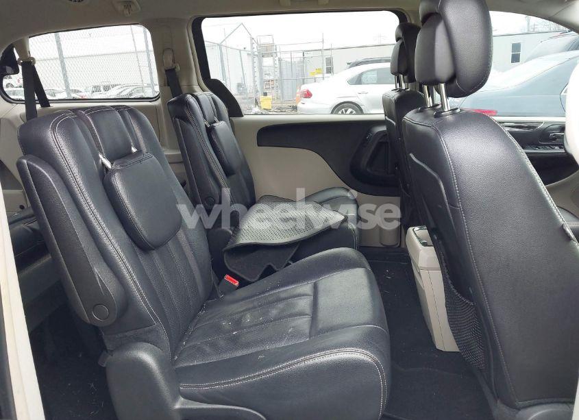 Photo 8 of 2012 Chrysler Town & COUNTRY TOURING (VIN 2C4RC1BG0CR196207)