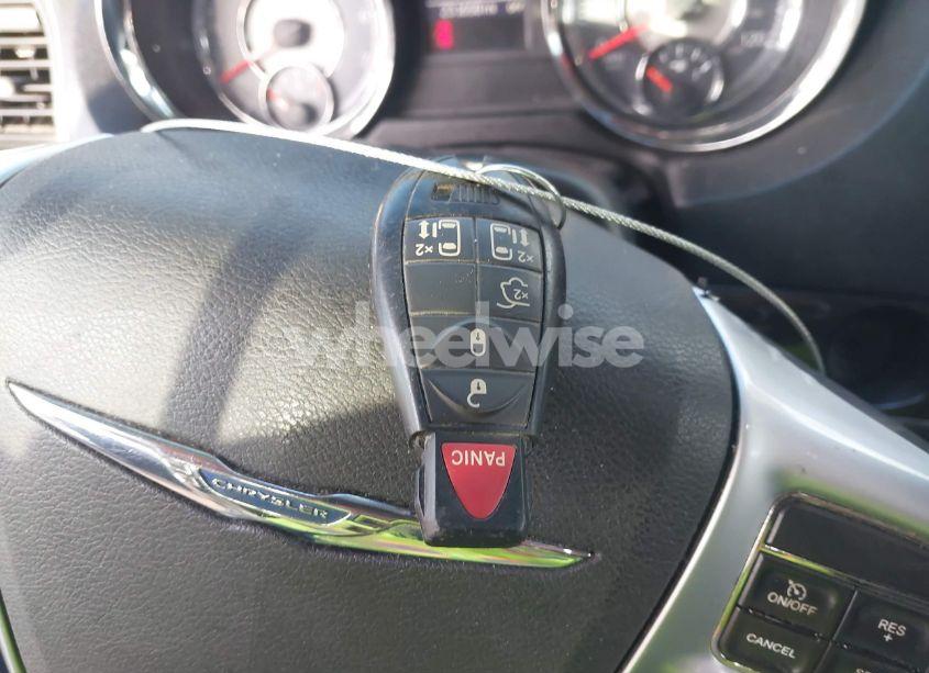 Photo 11 of 2012 Chrysler Town & COUNTRY TOURING (VIN 2C4RC1BG0CR212650)